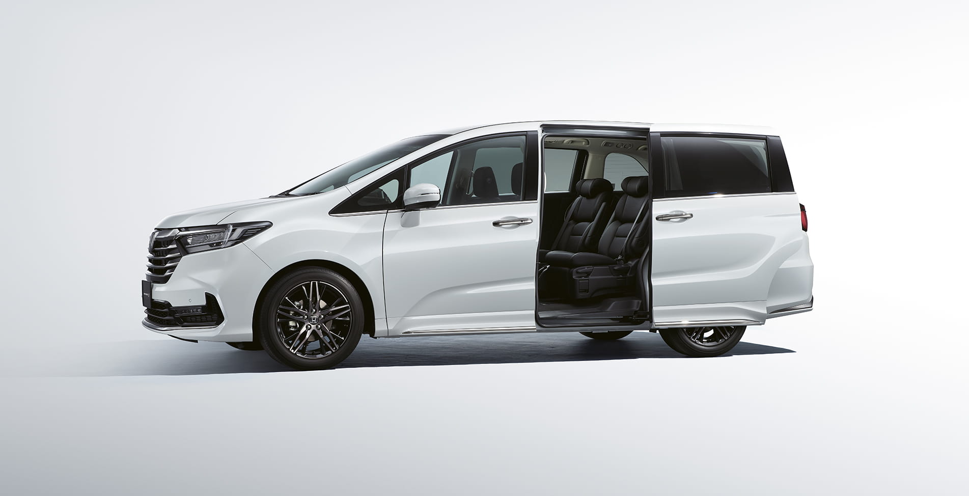 The 2021 Odyssey J u2013 Redefining the Family Minivan  Honda Kuwait