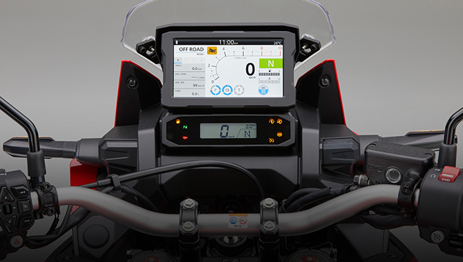 crf1100 android auto
